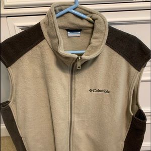 Columbia fleece vest